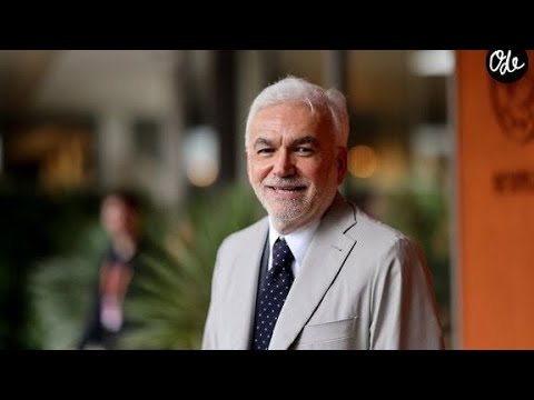 LOIN DE CNEWS, PASCAL PRAUD A QUITTÉ LA FRANCE : PHOTO AVEC SA COMPAGNE CATHERINE POUR FÊTER 