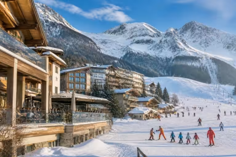 découvrez nos offres de séjour au ski à chamonix avec hébergement en hôtels confortables et forfaits adaptés pour tous les niveaux.